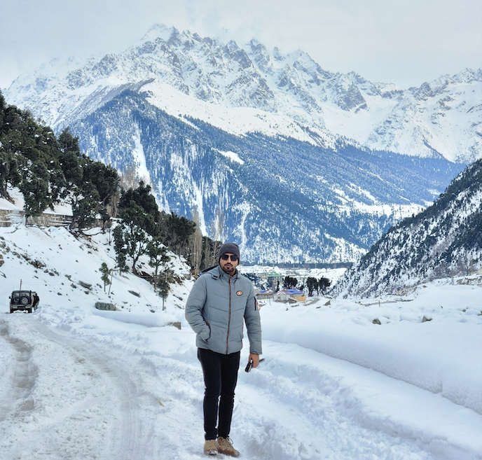 Furqan travelling in northern Pakistan